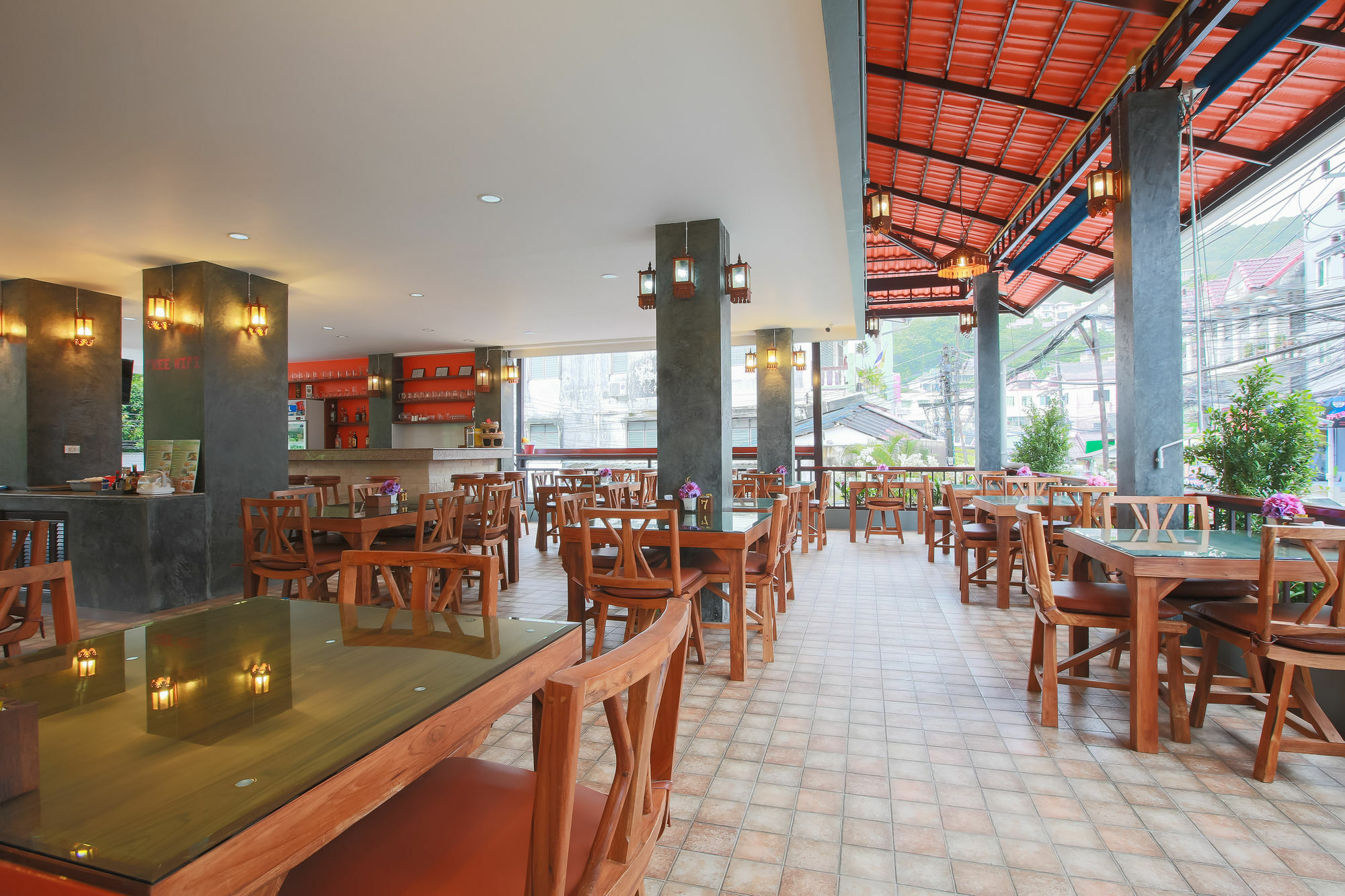 Chusri Hotel Patong Εξωτερικό φωτογραφία