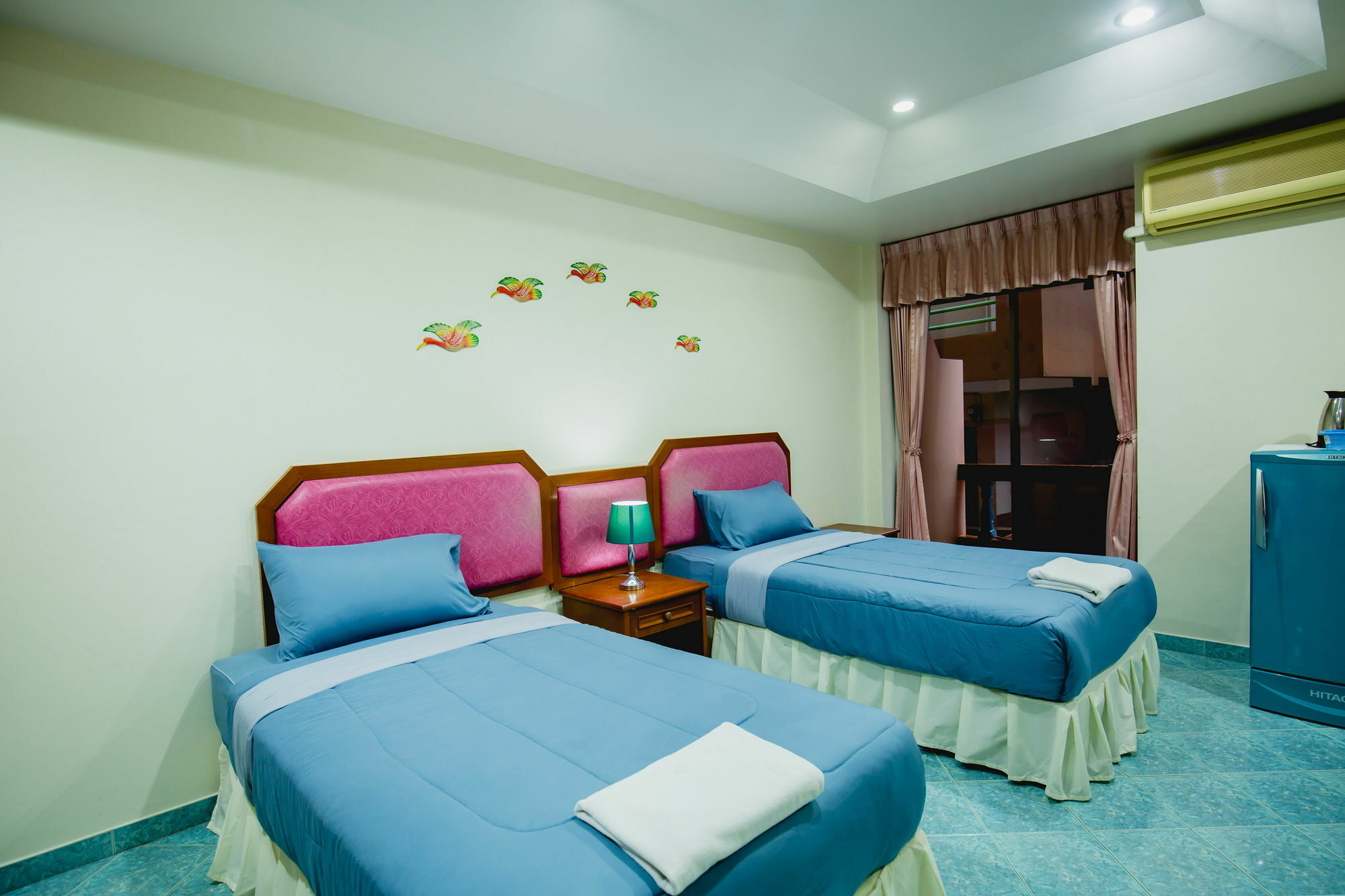 Chusri Hotel Patong Εξωτερικό φωτογραφία