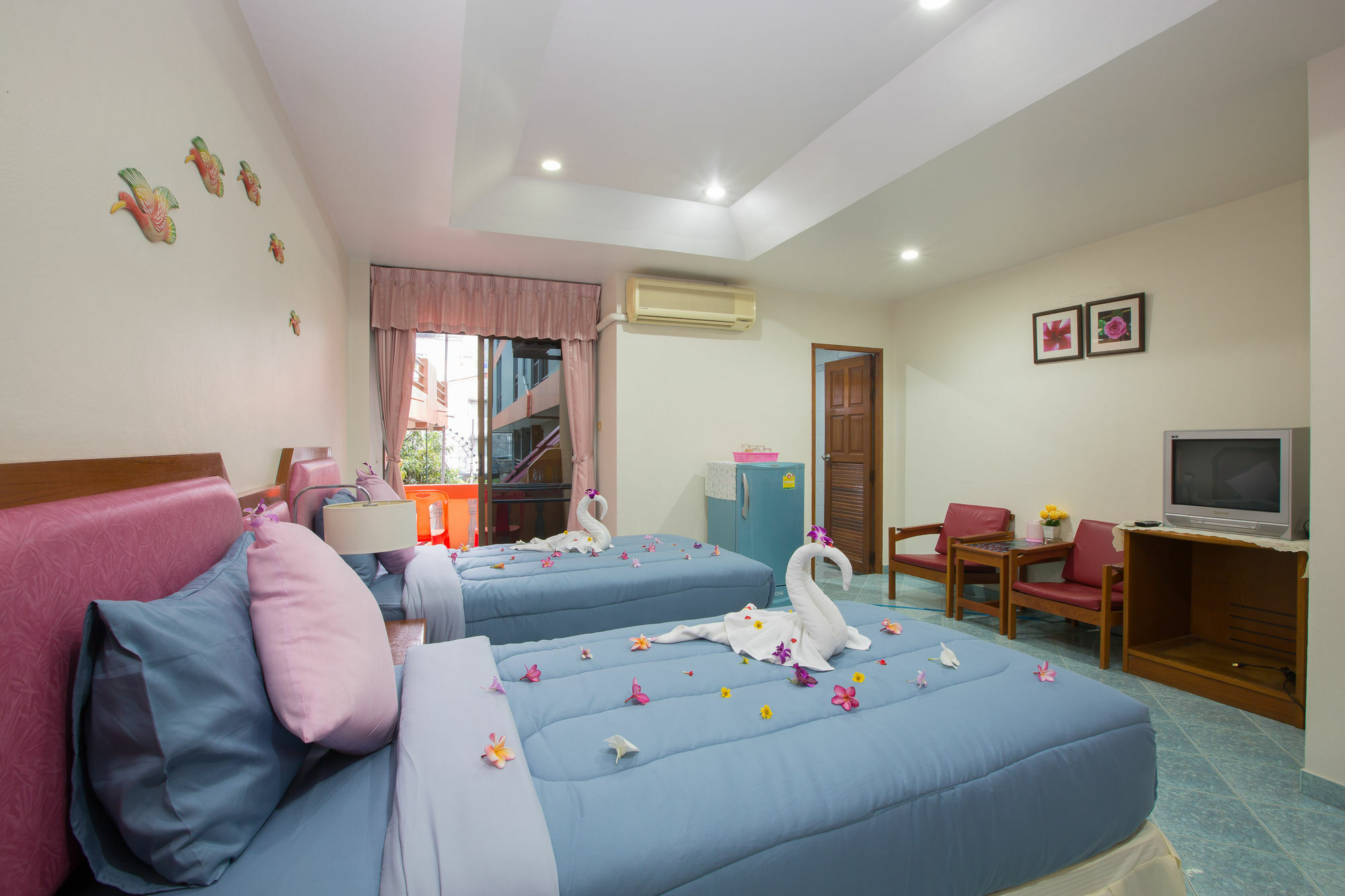 Chusri Hotel Patong Εξωτερικό φωτογραφία