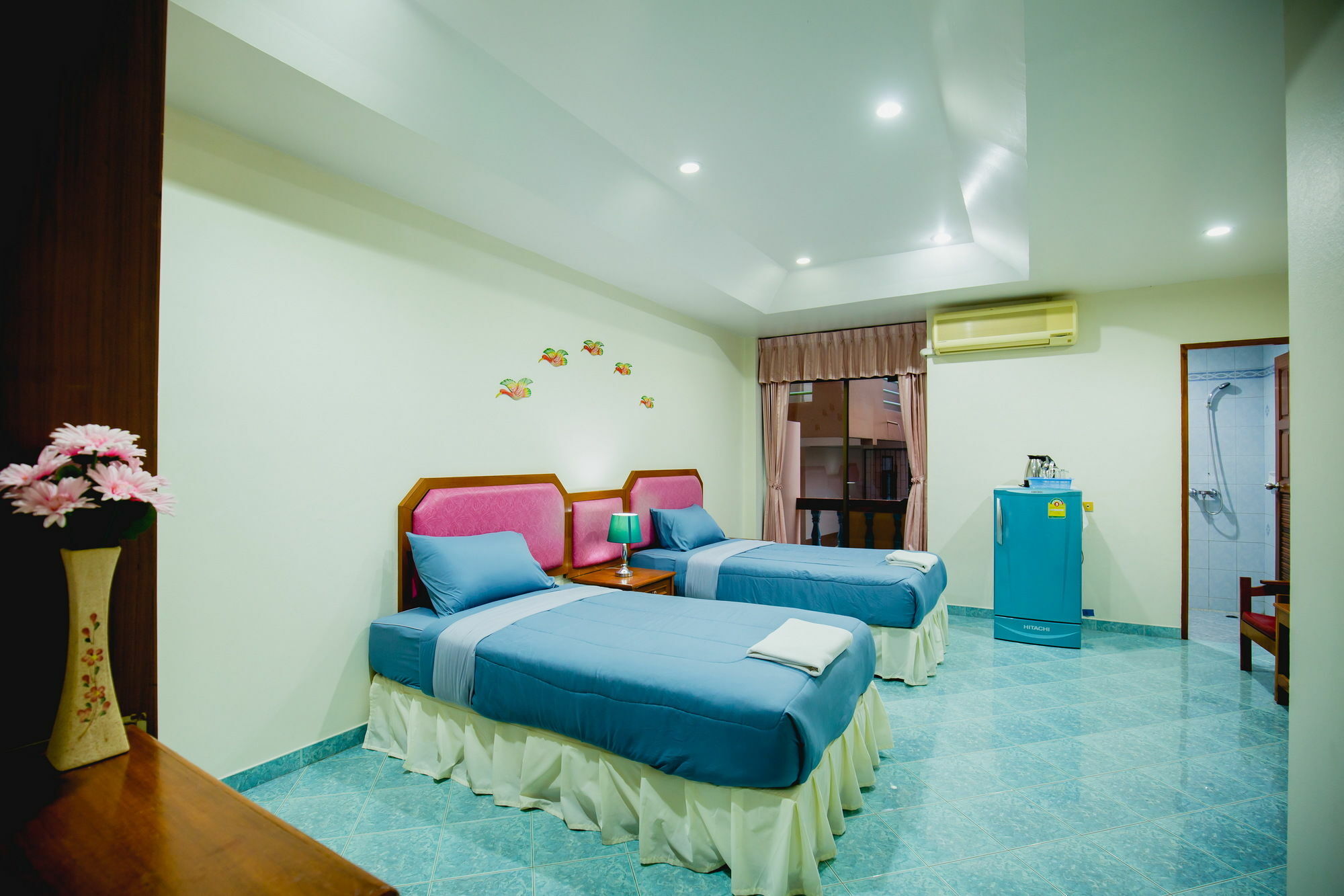 Chusri Hotel Patong Εξωτερικό φωτογραφία