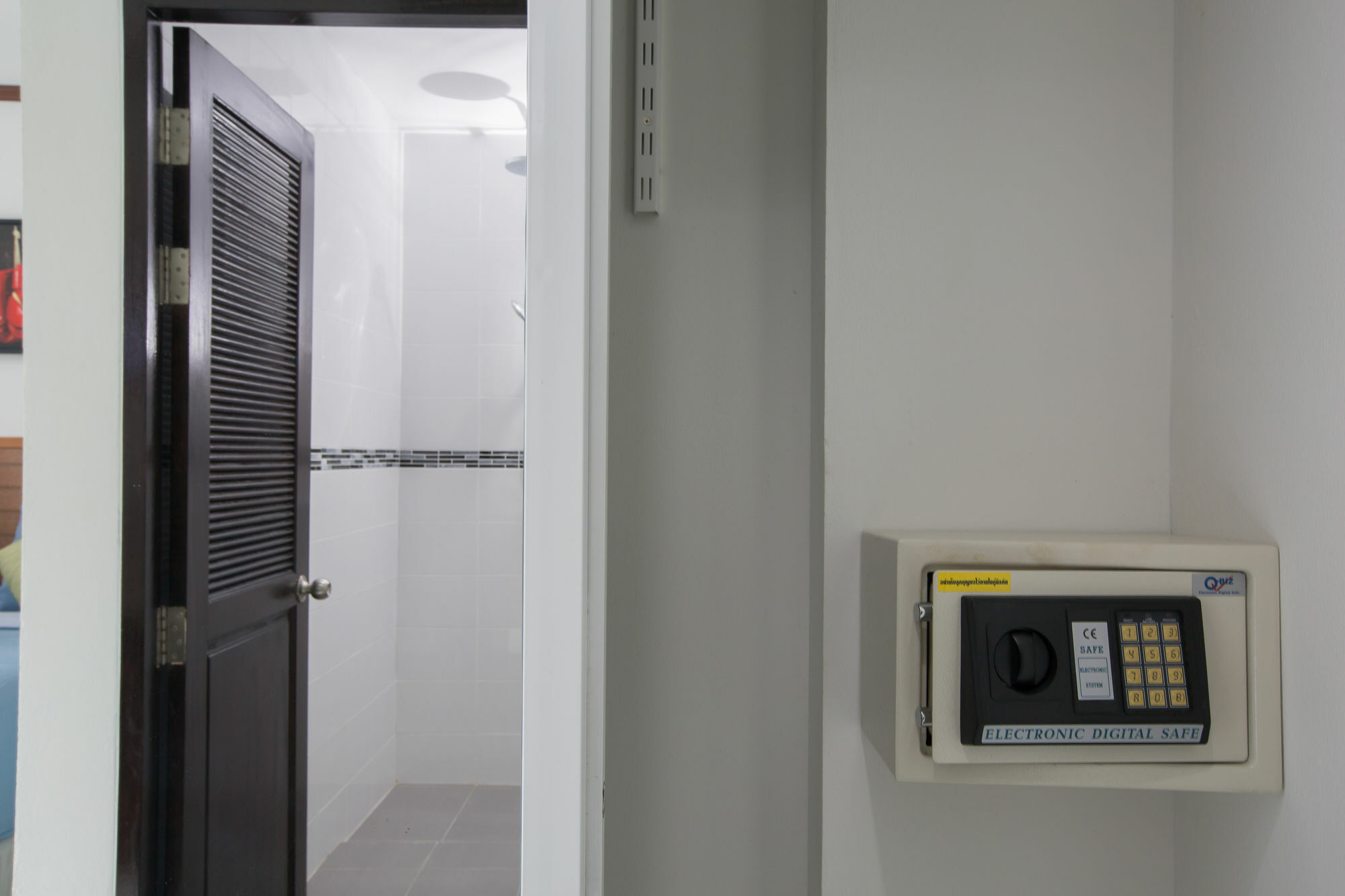 Chusri Hotel Patong Εξωτερικό φωτογραφία
